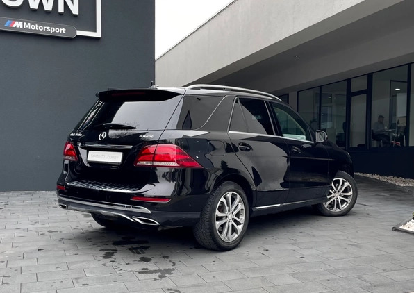 Mercedes-Benz GLE cena 149900 przebieg: 173500, rok produkcji 2016 z Bodzentyn małe 7